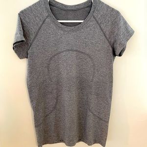 Swiftly Tech 2.0, slate/white. Size 10.